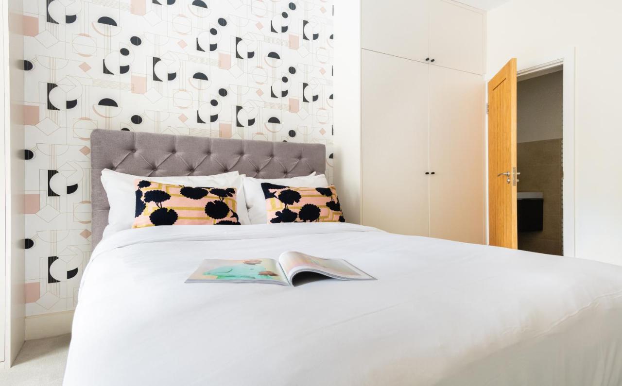 The Chelsea Arms - Bright 3Bdr With Garden & Private Parking Apartment London Exterior photo